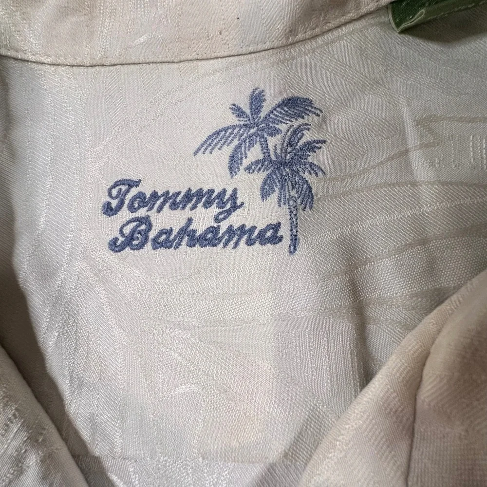 Tommy Bahama Mens XXL 100% Silk Short Sleeve Tropical Leaf Camp Shirt Off White